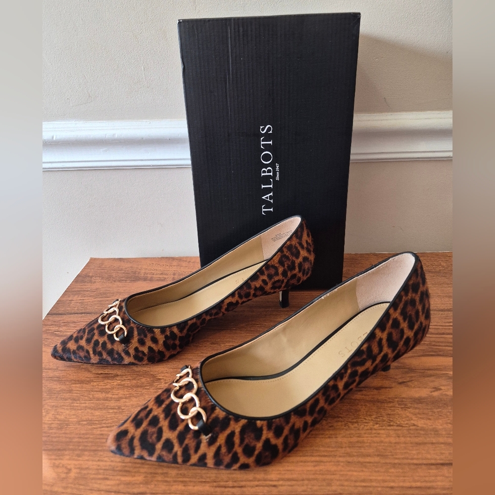 Talbots Sylvie 2 inch kitten heel shoes in size 9.5M 🐆